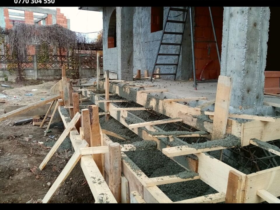 Turnare beton B250 pentru scarile unei case